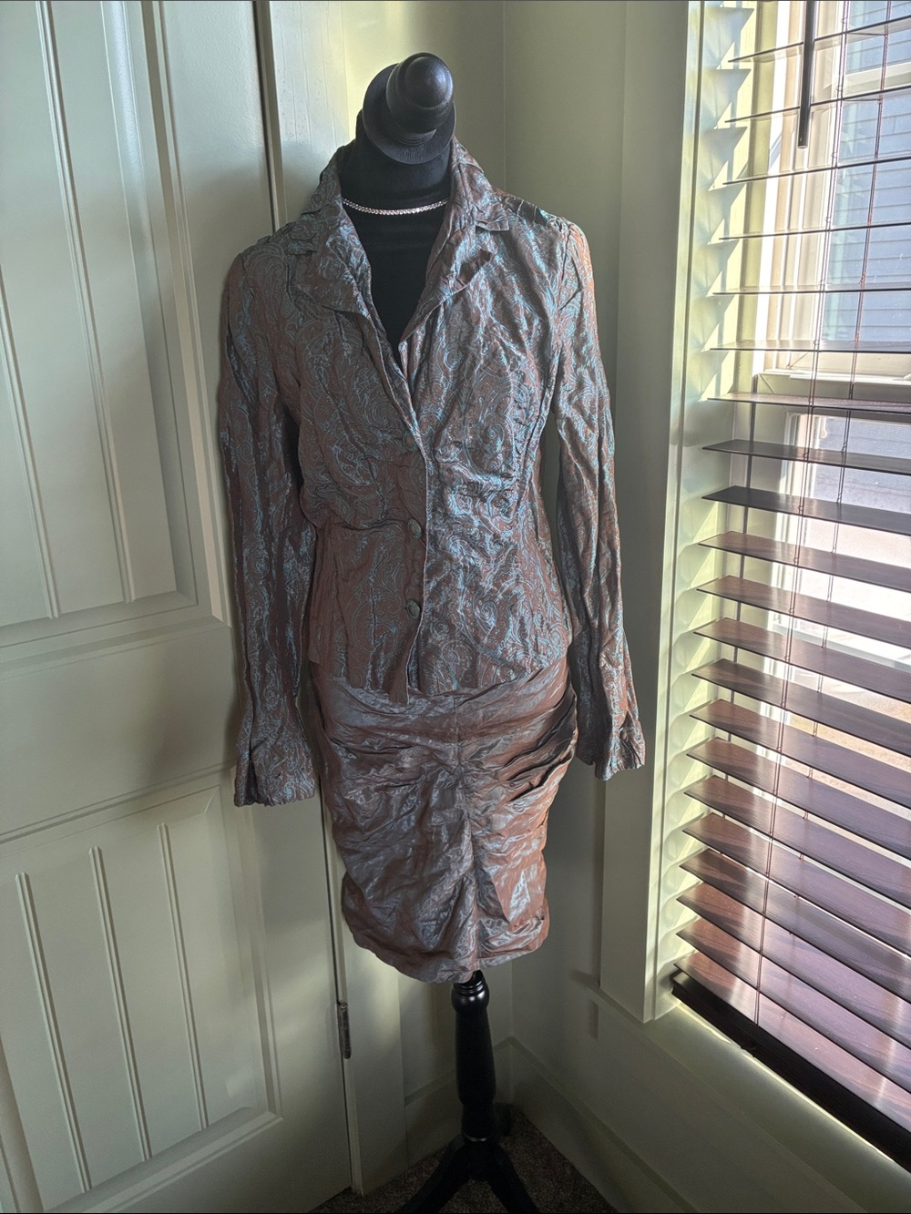 Carmen Marc Valvo Iridescent Taupe Textured Two-Piece Dress Set